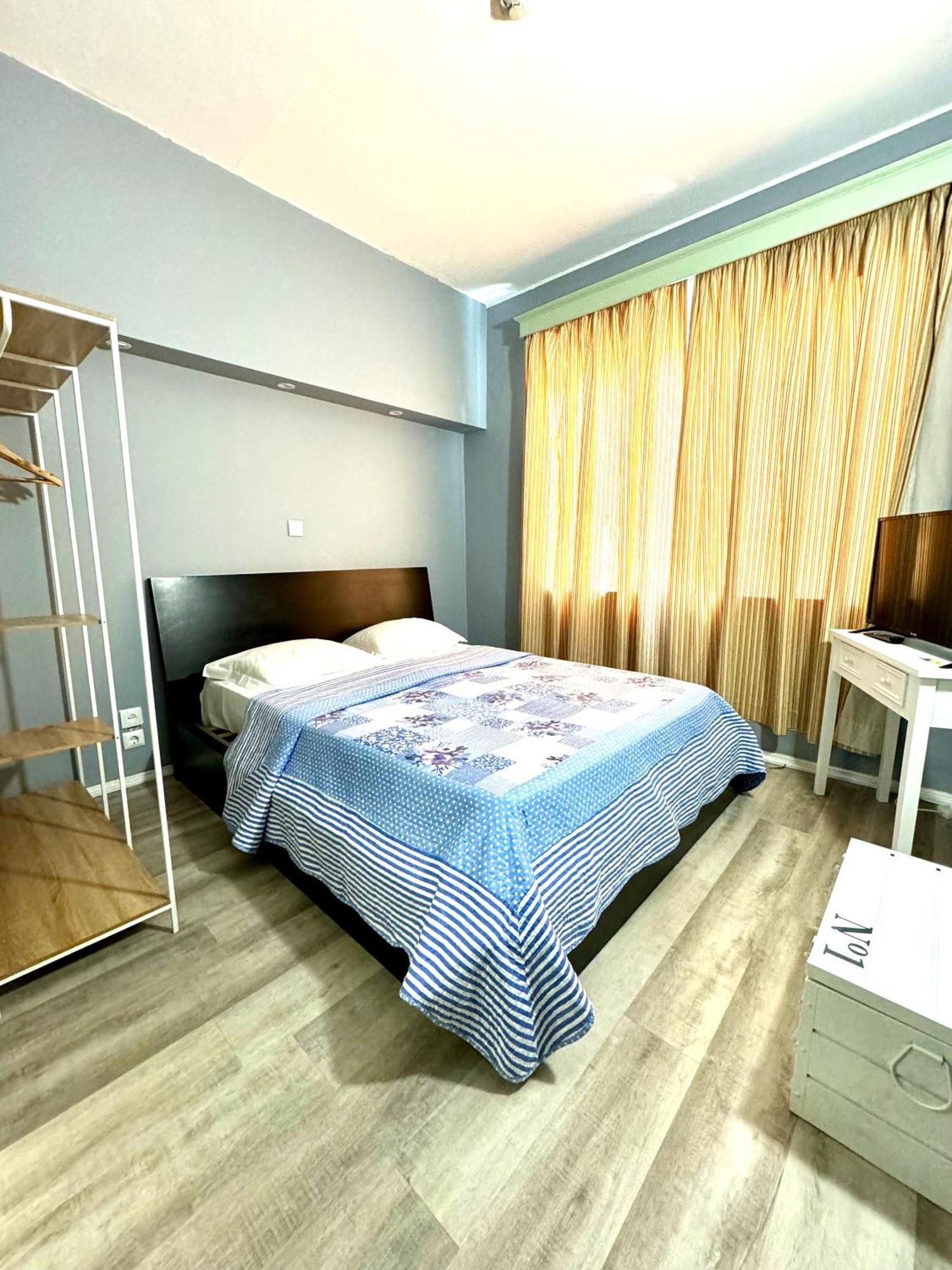 Hostel Monaco Funchal  Bagian luar foto