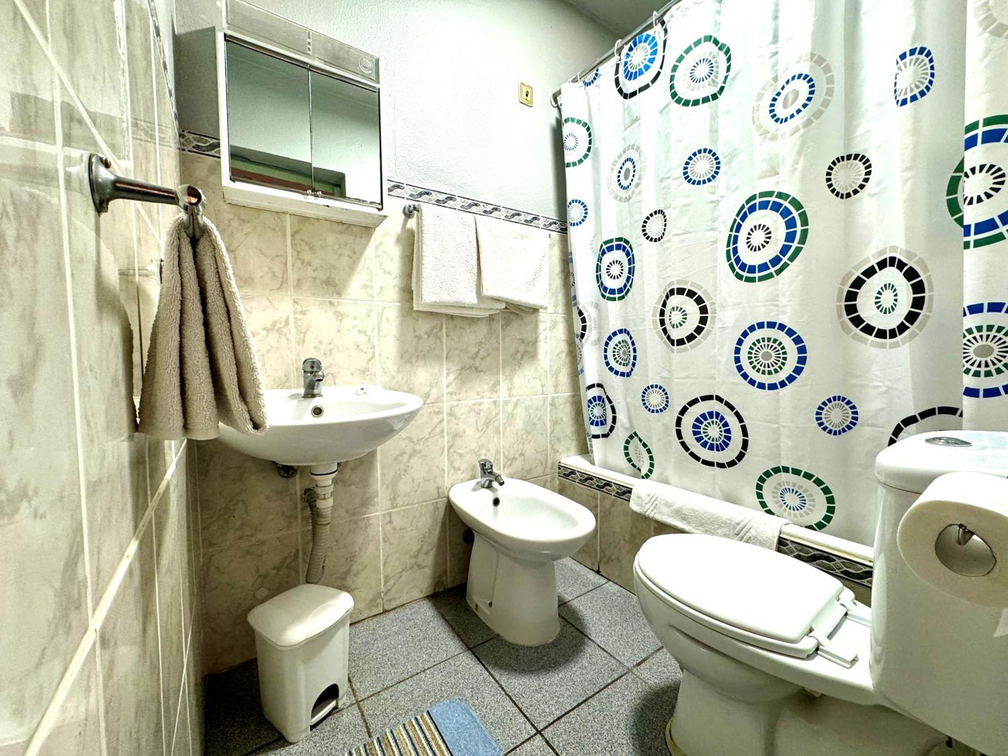 Hostel Monaco Funchal  Bagian luar foto
