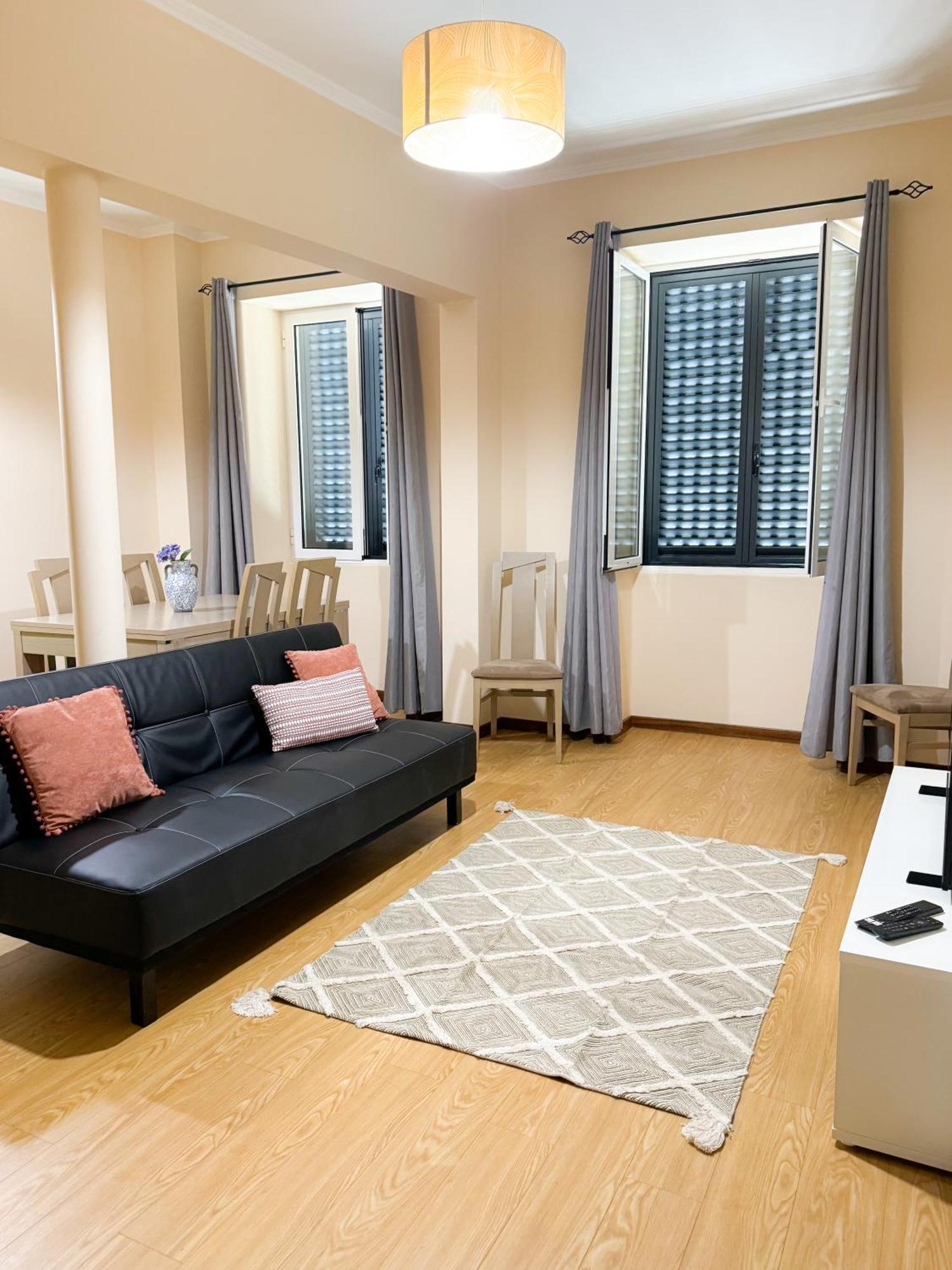 Hostel Monaco Funchal  Bagian luar foto