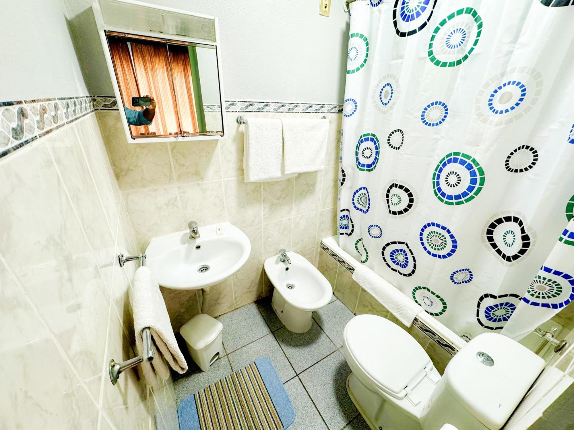 Hostel Monaco Funchal  Bagian luar foto