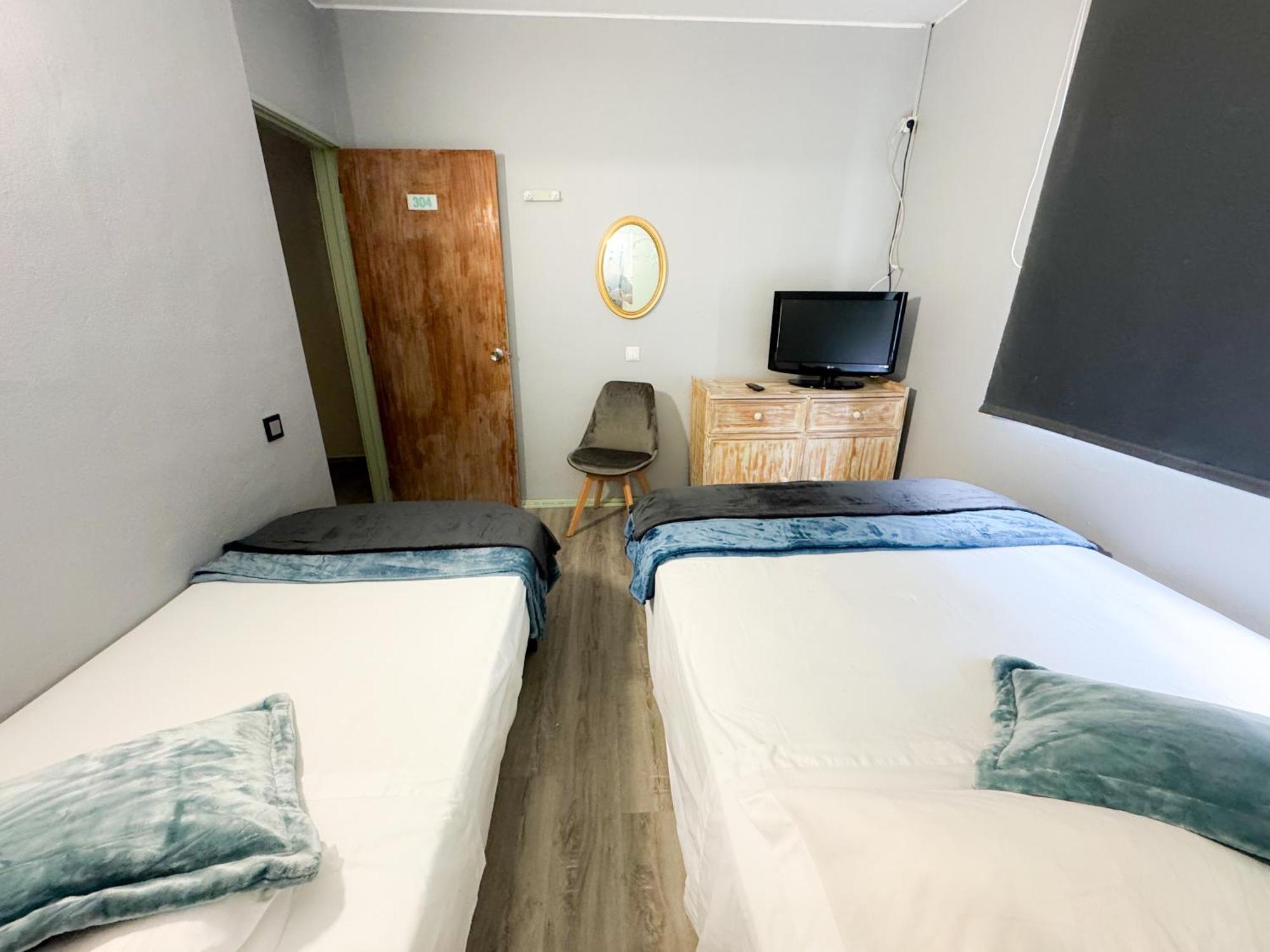 Hostel Monaco Funchal  Bagian luar foto